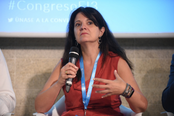Mesa Redonda 2 Almudena Fuster 2 - 3 Congreso Edificios Inteligentes