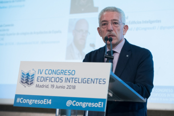 Luis-Vega-Ministerio-Fomento-2-Inauguracion-4-Congreso-Edificios-Inteligentes-2018