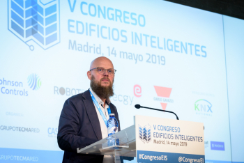 Stefan-Junestrand-Grupo-Tecma-Red-Clausura-2-5-Congreso-Edificios-Inteligentes-2019