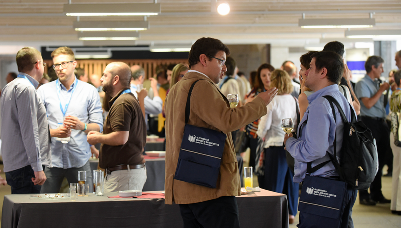 Networking en la Comida del III Congreso Edificios Inteligentes, junio 2017